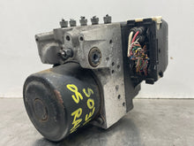 Load image into Gallery viewer, ABS ANTI-LOCK BRAKE PUMP Toyota Rav4 2004 04 2005 05 - NW391711
