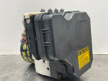 Load image into Gallery viewer, ABS ANTI-LOCK BRAKE PUMP Toyota Rav4 2004 04 2005 05 - NW391711
