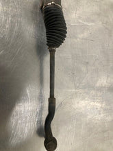 Load image into Gallery viewer, STEERING RACK Rav 4 2004 04 2005 05 - NW404157
