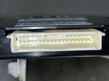 Load image into Gallery viewer, TRANSFER CASE CONTROL MODULE COMPUTER Lexus IS250 06 07 08 - NW393643
