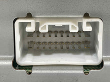Load image into Gallery viewer, Radio Sequoia Sienna Camry 1999 99 2000 00 01 02 - NW516414
