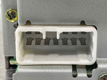Load image into Gallery viewer, Radio Sequoia Sienna Camry 1999 99 2000 00 01 02 - NW516414
