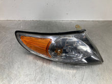 Load image into Gallery viewer, PARKLAMP Solara 2002 02 2003 03 Fender Mount Right - NW397275
