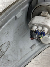 Load image into Gallery viewer, PARKLAMP Solara 2002 02 2003 03 Fender Mount Right - NW397275
