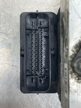 Load image into Gallery viewer, ABS ANTI-LOCK BRAKE PUMP Volkswagen Tiguan 2012 12 - NW391719
