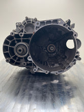 Load image into Gallery viewer, MANUAL TRANSMISSION Volkswagen Tiguan 09 10 11 12 13 14 - NW405166
