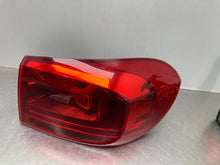 Load image into Gallery viewer, OUTER TAIL LIGHT LAMP Volkswagen Tiguan 12 13 14 15 16 17 Right - NW404983
