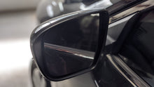 Load image into Gallery viewer, Side View Door Mirror Nissan Rogue 2017 - NW394814
