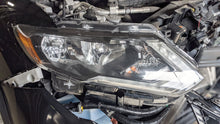 Load image into Gallery viewer, Headlight Lamp Assembly Nissan Rogue 2017 - NW436074
