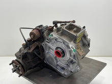 Load image into Gallery viewer, Transfer Case  LAND CRUISER 1999 - NW404575
