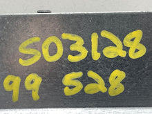 Load image into Gallery viewer, Radio BMW 525i 540i 528i M5 530i 97 98 99 00 01 02 03 AM FM Receiver - NW401855
