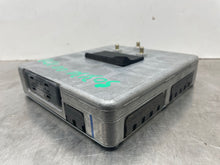 Load image into Gallery viewer, BODY CONTROL MODULE Jaguar XJ8 2000 00 - NW393618
