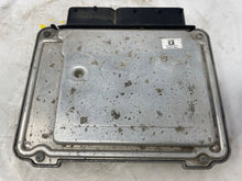 Load image into Gallery viewer, ECU ECM COMPUTER Volkswagen Tiguan 2011 11 - NW62925
