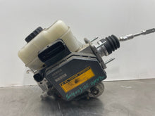 Load image into Gallery viewer, ABS Pump  LEXUS GX470 2006 - NW391681
