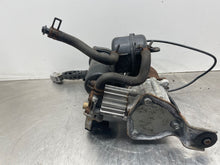 Load image into Gallery viewer, Suspension Air Compressor Pump  LEXUS GX470 2006 - NW392028
