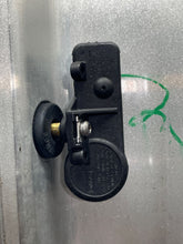 Load image into Gallery viewer, Wheel Rim  FORD F150 PICKUP 2014 - NW406097
