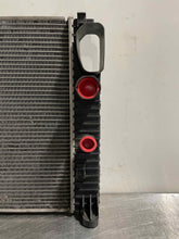 Load image into Gallery viewer, RADIATOR CLS500 CLS55 CLS550 CLS63 E280 E300 E320 E350 E500 E55 E550 E63 03-11 - NW401521
