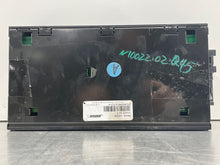 Load image into Gallery viewer, Radio  INFINITI Q45 2002 - NW137152
