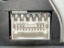 Load image into Gallery viewer, Radio  INFINITI Q45 2002 - NW137153
