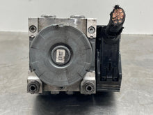 Load image into Gallery viewer, ABS Pump Lincoln MKC 2017 - NW391621
