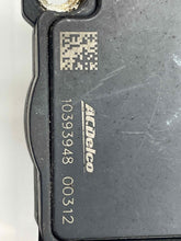 Load image into Gallery viewer, Mass Air Flow Sensor Meter MAF CTS Escalade Escalade ESV Escalade  09-14 - NW4484
