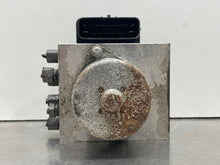 Load image into Gallery viewer, ABS Pump  FORD F250SD PICKUP 2011 - NW391618
