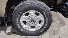 Load image into Gallery viewer, [INVENTORYCAR_YEAR_MAKE_MODEL] WHEEL RIM 17x7-1/2 ALLOY 17x7-1/2, 8 lug, 170mm - NW406107
