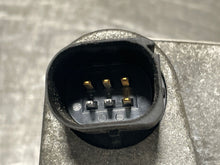 Load image into Gallery viewer, THROTTLE BODY Nitro Sebring Charger 06 07 08 09 10 11 - NW177379

