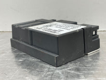 Load image into Gallery viewer, FUEL PUMP CONTROL MODULE COMPUTER B250 E250 Van CLA45 CLS400 12-20 - NW393689
