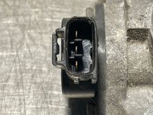 Load image into Gallery viewer, THROTTLE BODY Mazda Miata 1999 99 00 01 02 03 - 05 Auto - NW178285
