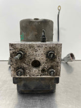 Load image into Gallery viewer, ABS PUMP QX4 Pathfinder 1997 97 98 1998 99 1999 - NW391651
