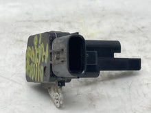 Load image into Gallery viewer, Mass Air Flow Sensor Meter MAF CT200H ES300H ES350 GS350 GS450H 09-16 - NW5588
