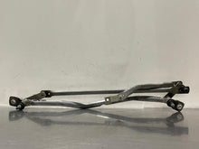 Load image into Gallery viewer, WIPER TRANSMISSION Audi A6 S6 2005 05 2006 06 2007 07 2008 08 - NW205903
