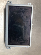 Load image into Gallery viewer, Display Screen Audi Q7 A6 S6 2005 05 2006 06 2007 07 2008 08 09 10 11 - NW399121
