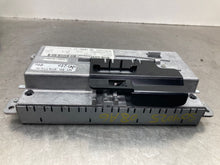 Load image into Gallery viewer, Display Screen Audi Q7 A6 S6 2005 05 2006 06 2007 07 2008 08 09 10 11 - NW399121
