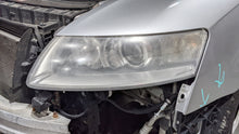 Load image into Gallery viewer, HEADLIGHT LAMP ASSEMBLY Audi A6 05 06 07 08 Left - NW398910
