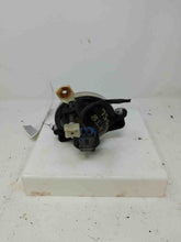 Load image into Gallery viewer, FOG LIGHT Jaguar XJ8 1998 98 1999 99 00 01 02 03 - NW82783
