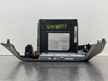 Load image into Gallery viewer, Radio Honda Fit 2009 09 2010 10 AM FM CD MP3 - NW401928
