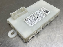 Load image into Gallery viewer, MULTIFUNCTION CONTROL MODULE COMPUTER B250 E250 Van CLA45 CLS400 13-20 - NW34951
