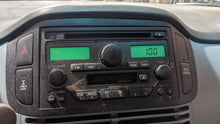 Load image into Gallery viewer, RADIO Honda Pilot 2005 05 - NW401931
