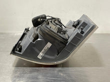 Load image into Gallery viewer, TAIL LIGHT LAMP ASSEMBLY Land Rover Range Rover 03 04 05 Right - NW182034
