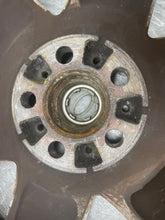 Load image into Gallery viewer, WHEEL Range Rover 2003 03 2004 04 2005 05 19x8 6 Spoke - NW200942
