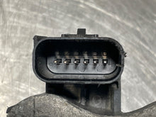 Load image into Gallery viewer, THROTTLE BODY Dodge Dart Fiat 500 12 13 14 15 16 17 - NW404626
