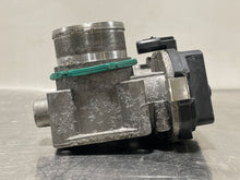 Load image into Gallery viewer, THROTTLE BODY Dodge Dart Fiat 500 12 13 14 15 16 17 - NW404626
