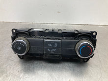 Load image into Gallery viewer, Temperature Controls Ford Explorer 2017 - NW398706
