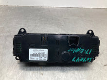Load image into Gallery viewer, Temperature Controls Ford Explorer 2017 - NW398706
