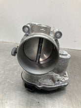 Load image into Gallery viewer, Throttle Body Ford Explorer 2017 - NW404594
