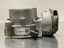 Load image into Gallery viewer, Throttle Body Ford Explorer 2017 - NW404594
