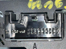 Load image into Gallery viewer, Temperature Controls Volkswagen Tiguan 2019 - NW398868
