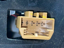 Load image into Gallery viewer, Tail Lamp Light Volkswagen Tiguan 2019 - NW404981
